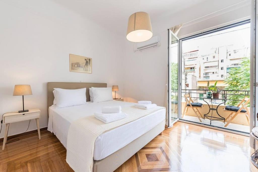 Casa Pamisou Near Attiki Metro Station Apartment Athens Exterior photo